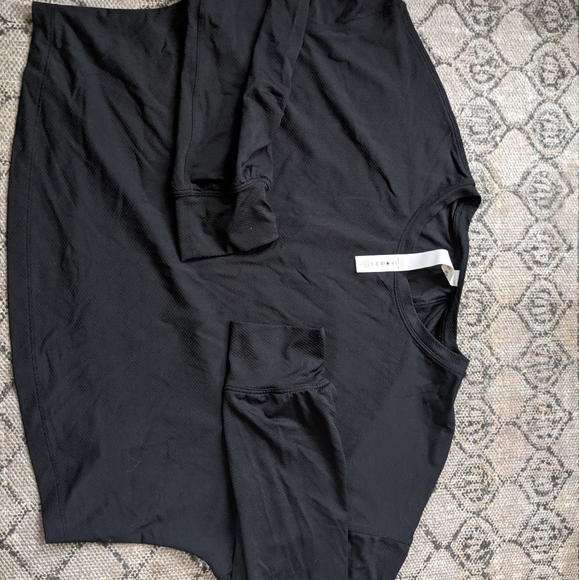 Sold. Set of 2 Lululemon Long sleeve Shirts - Picture 2 of 8